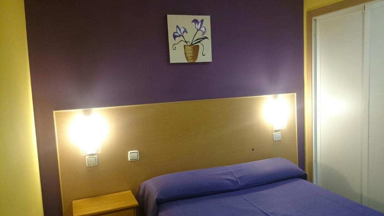 Hostal Ds Велилья-де-Сан-Антонио Экстерьер фото